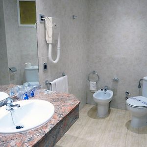 Double or Twin Room Sea View
